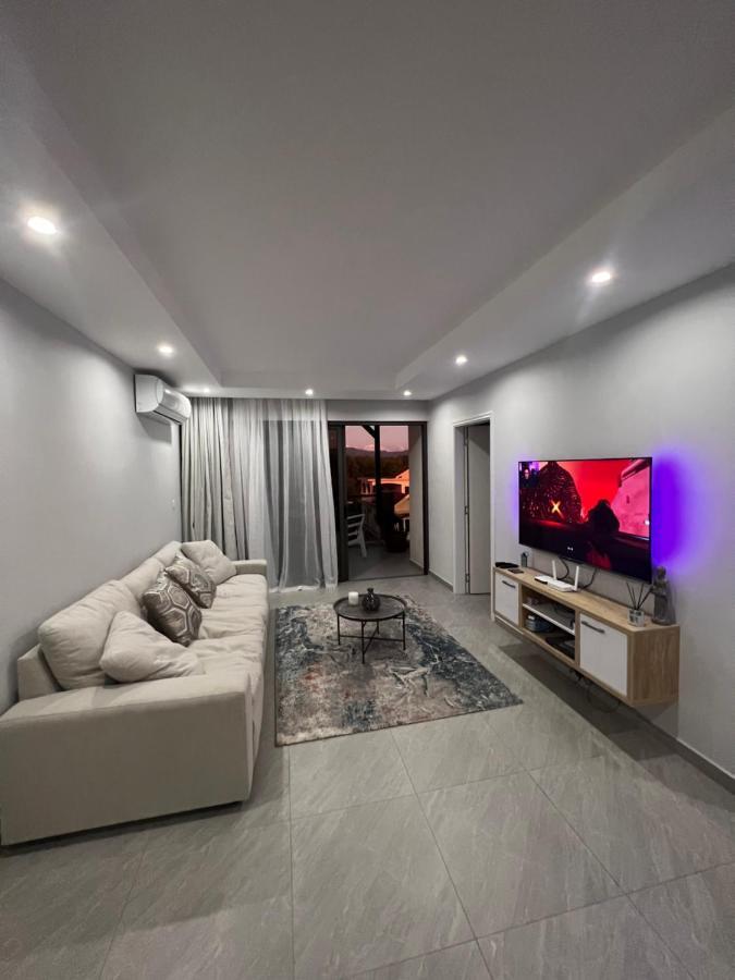 Top-Floor Modern 3Bd Penthouse With Beautiful Mountain View Terrace - 5 Min Walk To Beach Flic-en-Flacq 외부 사진