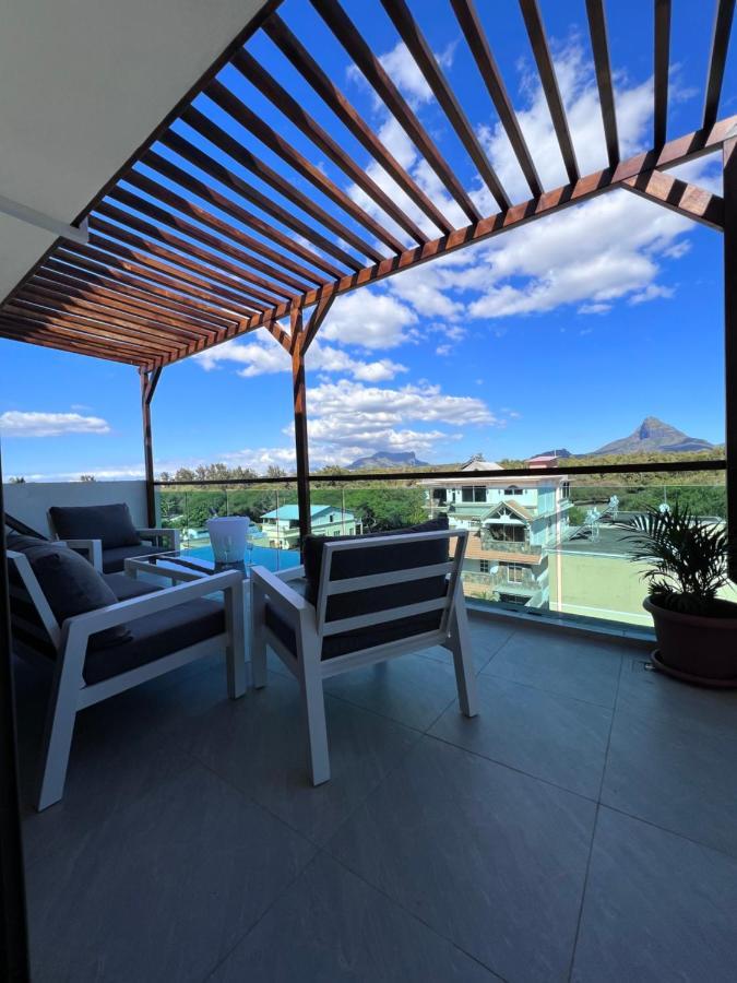 Top-Floor Modern 3Bd Penthouse With Beautiful Mountain View Terrace - 5 Min Walk To Beach Flic-en-Flacq 외부 사진