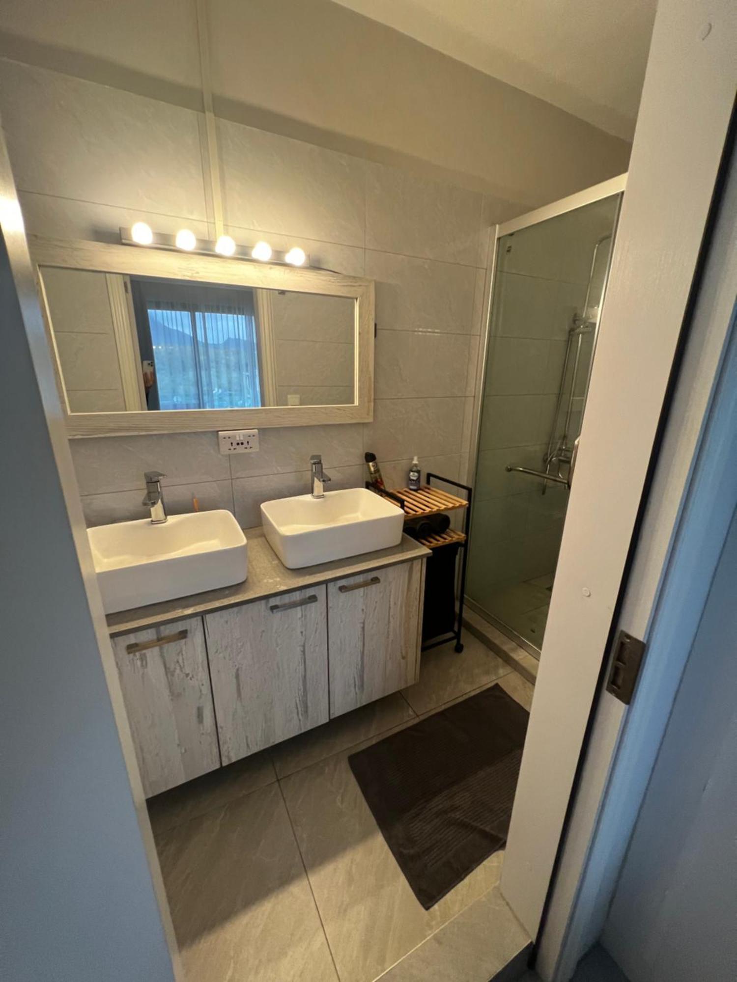 Top-Floor Modern 3Bd Penthouse With Beautiful Mountain View Terrace - 5 Min Walk To Beach Flic-en-Flacq 외부 사진